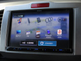 ナビゲーションはケンウッド8インチメモリーナビ(MDV-S706L)を装着しております。AM、FM、CD、DVD再生、Bluetooth、フルセグTVがご使用いただけます。