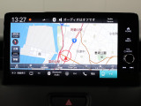 【純正9インチナビ】使いやすいナビ操作にオーディオ機能も充実!Bluetooth接続で運転中のハンズフリー電話や好みの音楽を車内に流す事が出来ます。ラインナップや車種に応じて豊富な機能が使用可能♪