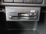 【ETC】&rarr;高速道路の運転に欠かせないアイテム! スムーズなゲートの通過とETC割引もうけられます♪