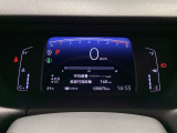 スピードメーターはこちら!すっきりとしたデザインで、昼間でも夜間でも見やすい設計になっています。