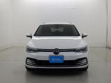 ドイツ車はフロントマスクに特徴がございます。一目でGOLFVARIANHと分かるデザインです。在庫状況もお気軽にお問い合わせください。