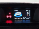 インパネ中央部に配置した液晶画面には、さまざまな運転情報を表示します☆
