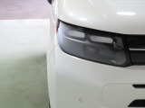 LEDヘッドライトは、点灯の瞬間から光量を発揮し、突然暗くなるトンネルなどでの安定感を高めます。