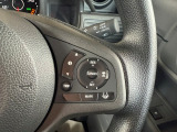 【クルーズコントロール】アクセルペダルを踏まずに一定の車速で走行できます。高速道路など加減速の少ないシーンで非常に便利です。ロングドライブの疲れを軽減してくれます☆車線維持支援システムスイッチも装備♪
