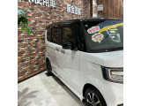 プライバシーガラスなので車内のエアコンの効きも違います!!