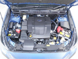 エンジンルームもキレイです!!中古車選びの際にはしっかりチェックしたいポイントの一つですネ♪♪