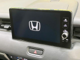 【純正9型ナビ】人気の純正ナビを装備しております。ナビの使いやすさはもちろん、オーディオ機能も充実!キャンプや旅行はもちろん、通勤や買い物など普段のドライブも楽しくなるはず♪