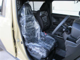 視野が広く操作しやすい運転席