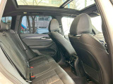 また、BMW正規認定中古車は、エマージェンシーサービスが自動付帯。24時間365日、皆様のカーライフをサポート致します。確かな安心のうえで、「駆けぬける歓び」をご堪能ください。