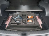 【パンク修理キット】車の軽量化や無駄を無くす為、応急タイヤパンクキットが搭載されています。
