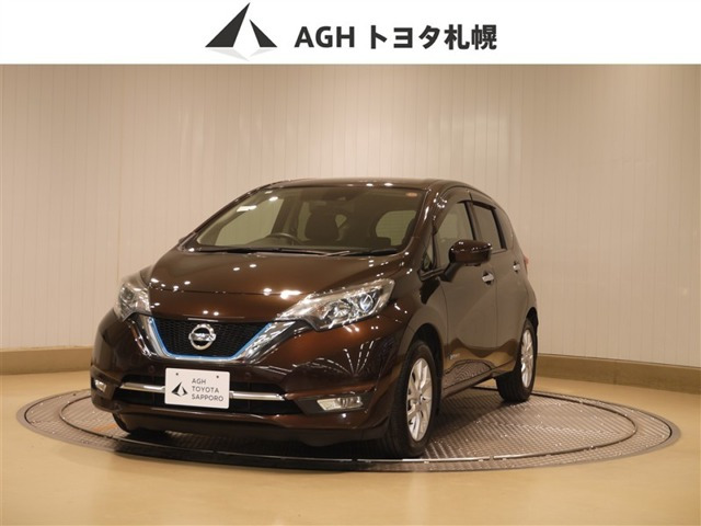 ノート 1.2 e-POWER メダリスト FOUR 4WD