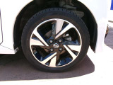 純正アルミホイール165/55R15・ダンロップ製です。