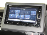 ナビゲーションはギャザズメモリーナビ(VXM-214VFi)を装着しております。AM、FM、CD、DVD再生、Bluetooth、音楽録音再生、フルセグTVがご使用いただけます。