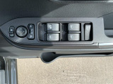 【電動格納ミラー】狭い駐車場でも安心です♪