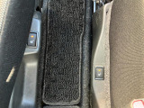 運転席と助手席委はシートヒーター、寒い日もぬくぬくドライブ♪