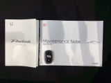スマートキーは鍵をバッグに入れたままでもドアロックの開閉やエンジンのON・OFFができます。夜間や雨の日も鍵を探さなくて良いので便利です。