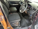 直接当店までご来店頂き、ぜひお車の状態を確認してください(内外装の傷や室内の香り等)