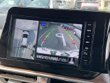 【アラウンドビューモニター】車両周辺をモニターで確認できて、駐車が苦手な人でもスムーズに駐車できます