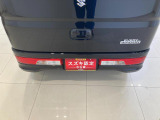 後退時ブレーキサポート・後方誤発進抑制機能センサーです。リヤバンパーに設置された超音波センサーが車両後方の状況を検知し各種制御を行います。またパーキングセンサー機能がブザーで危険をお知らせします♪
