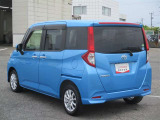 明るく広々、落ち着いた店内では、中古車のご検討・ご購入のほか、携帯電話(au)の購入等、様々なご相談に幅広く応えていきます♪