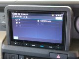 ナビ機能だけでなく、フルセグ、Bluetoothなどのオーディオ機能がついています!