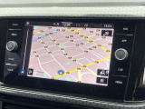 ●純正ナビ:一体感のあるナビは、高級感ある車内を演出してくれます。オーディオ機能も充実しておりますので、運転もより楽しめます♪