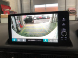 【バックカメラ】駐車時に安心のバックカメラが装備されています!