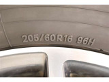 205/60R16    車両装着タイヤサイズです。 タイヤのご相談も石川トヨペットカローラにお任せください