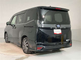 その他にも各種保険、お車の買取(T-UP)、JAF、TSカード、携帯電話などの取扱いをしております。詳しくはスタッフにお尋ねください。