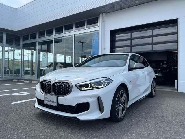 1シリーズ M135i xドライブ 4WD