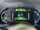 【スピードメーター】先進的なディスプレイ表示のスピードメーターです。