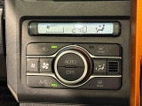 車内空調は&rdquo;AUTOエアコン&rdquo;にお任せ。運転に集中出来ますよ!