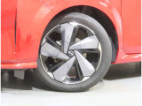 タイヤサイズは【205/50R17】です☆