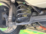 お車を安心してお乗りいただく為には、足回りの定期点検が欠かせません。サービスサポート(有償保証)では無料点検もご提供しており、安心のカーライフをお過ごしいただけるサポート体制が整っています。