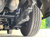 お車を安心してお乗りいただく為には、足回りの定期点検が欠かせません。サービスサポート(有償保証)では無料点検もご提供しており、安心のカーライフをお過ごしいただけるサポート体制が整っています。