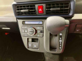 納車前にはプロのメカニックが、各部の点検を行います。ディーラーにしか出来ない品質、そしてサービスできっと満足していただけると思います!