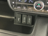 USB充電口を搭載しています!携帯電話の充電などに便利です!