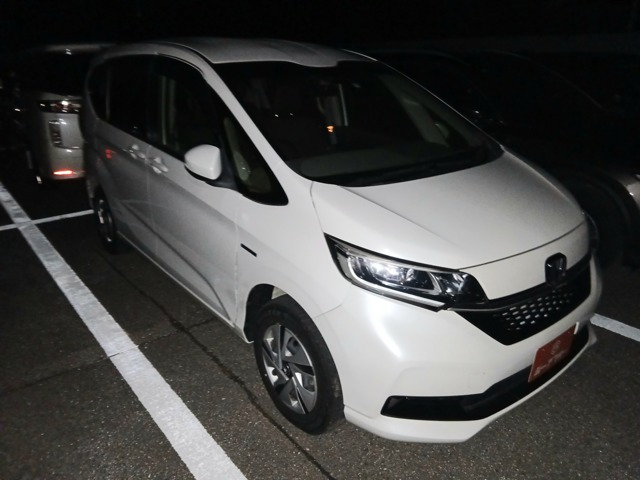 フリード+ 1.5 ハイブリッド G ホンダセンシング 4WD 禁煙車 社外ナビ フルセグTV