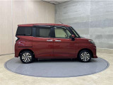 全車1年間の走行距離無制限のロングラン保証付きです。また、さらに安心をお求めの方には1年〜2年の保証延長ができる「ロングラン&alpha;保証」(有償)もお選びいただけます。