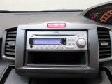 ホンダ純正ギャザズCDチューナーを装備☆お気に入りの音楽をお楽しみいただけます☆各種ナビ取り付けも当店にて対応可能です!是非ご相談ください☆
