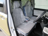 視野が広く操作しやすい運転席