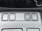EVドライブモードスイッチ、車両接近通報一時停止スイッチ。
