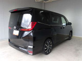 試乗車でしたので傷も少なく状態良好です。