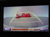 バックガイドモニターを装備しています、車庫入れもラクラクです。