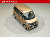 両側パワースライドドア付きだから、狭い駐車スペースなどでの乗り降りラクラク♪小さなお子さまのいるご家庭には嬉しい装備です。