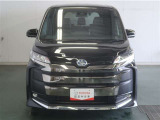 沢山乗れるのがこの車の魅力!2台で移動しないと・・・なんて時もこの車なら1台で!大活躍です♪
