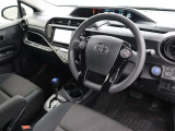 運転席廻りです。