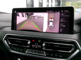 高画質の全周囲カメラが付いております。コーナーセンサーと併せてご利用いただくと駐車も楽々