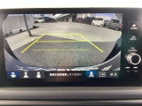 バックモニター付きで、車庫入れやバック時の後方確認をしっかりサポート。モニターに映し出される映像で死角も確認しやすく、狭い場所での駐車や後退時の操作をより安心して行えます。