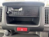 AM/FMラジオ付き